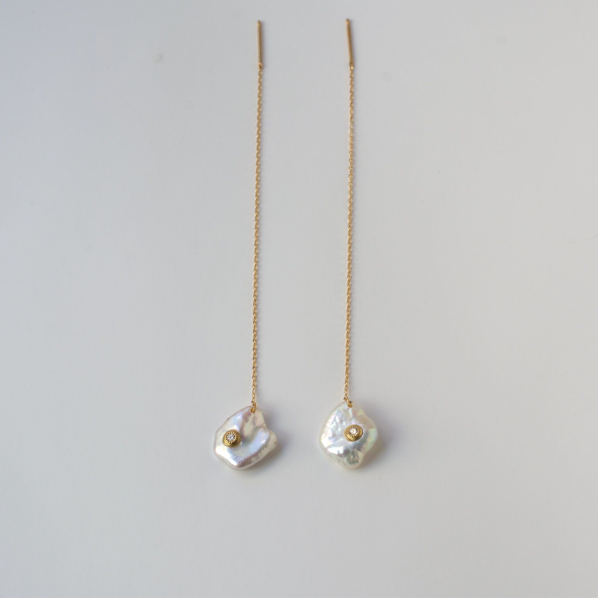 petal pearl dia chain earrings S – shinkai jewelry