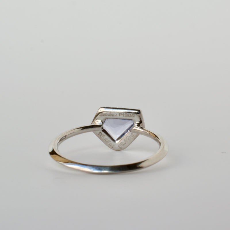 pebble blue sapphire diamond ring