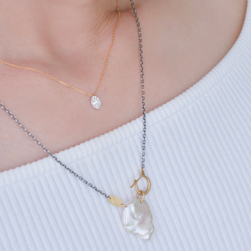 hung clasp petal pearl silver chain necklace