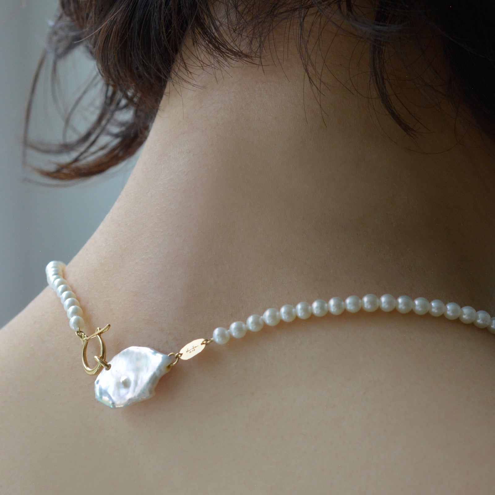 hung clasp fresh water pearl necklace – shinkai jewelry