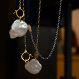 hung clasp petal pearl chain necklace