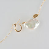hung clasp petal pearl chain necklace