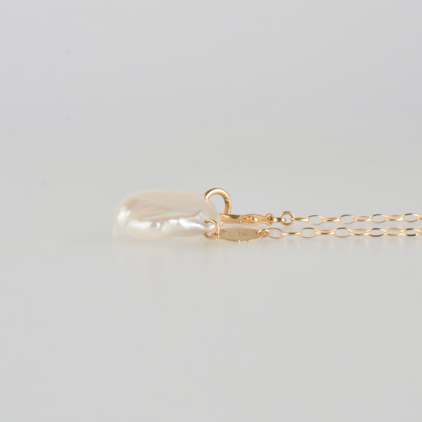 hung clasp petal pearl chain necklace – shinkai jewelry