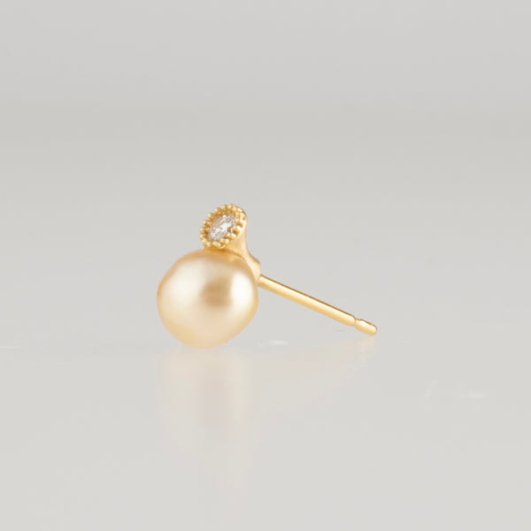 baby kidny south sea pearl diamond earrings