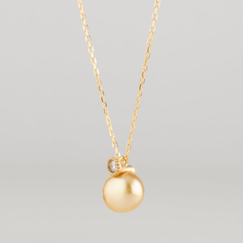 baby kidny south sea pearl diamond necklace