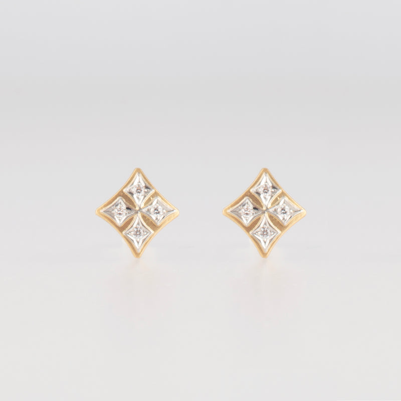 grace diamond stud earrings　GR01-003