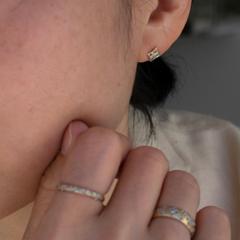 grace emerald stud earrings