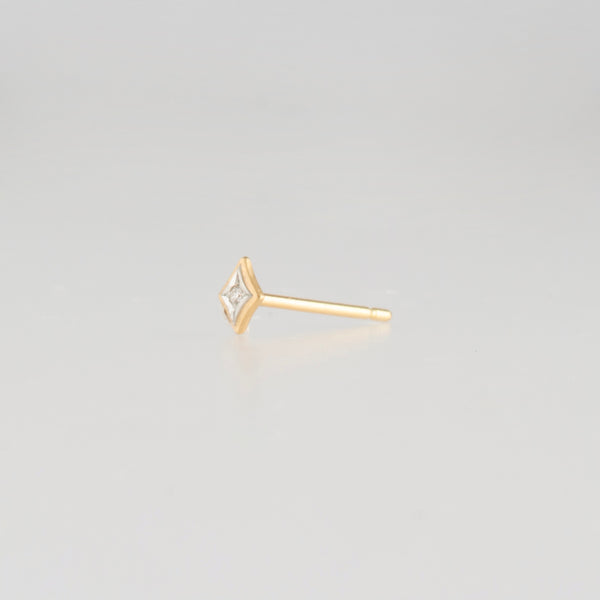 grace diamond stud earrings　GR01-001