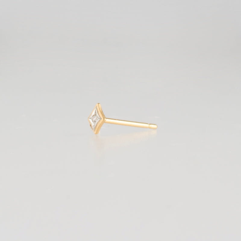 grace diamond stud earrings　GR01-001