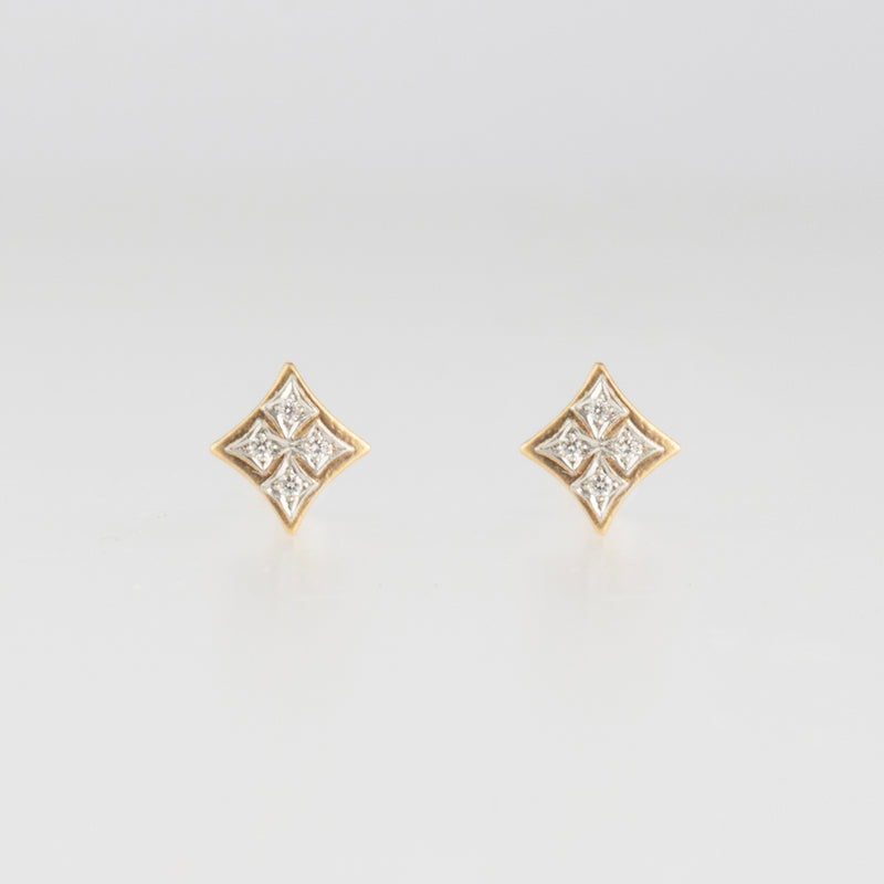 grace diamond stud earrings　GR01-002