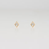 grace diamond stud earrings　GR01-001