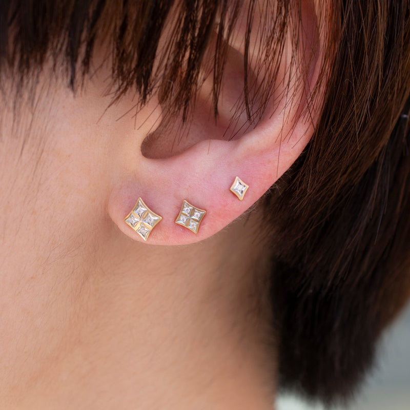 grace diamond stud earrings　GR01-001
