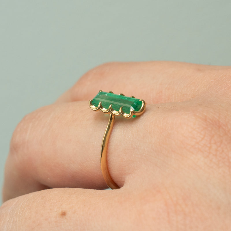 ripple emerald ring