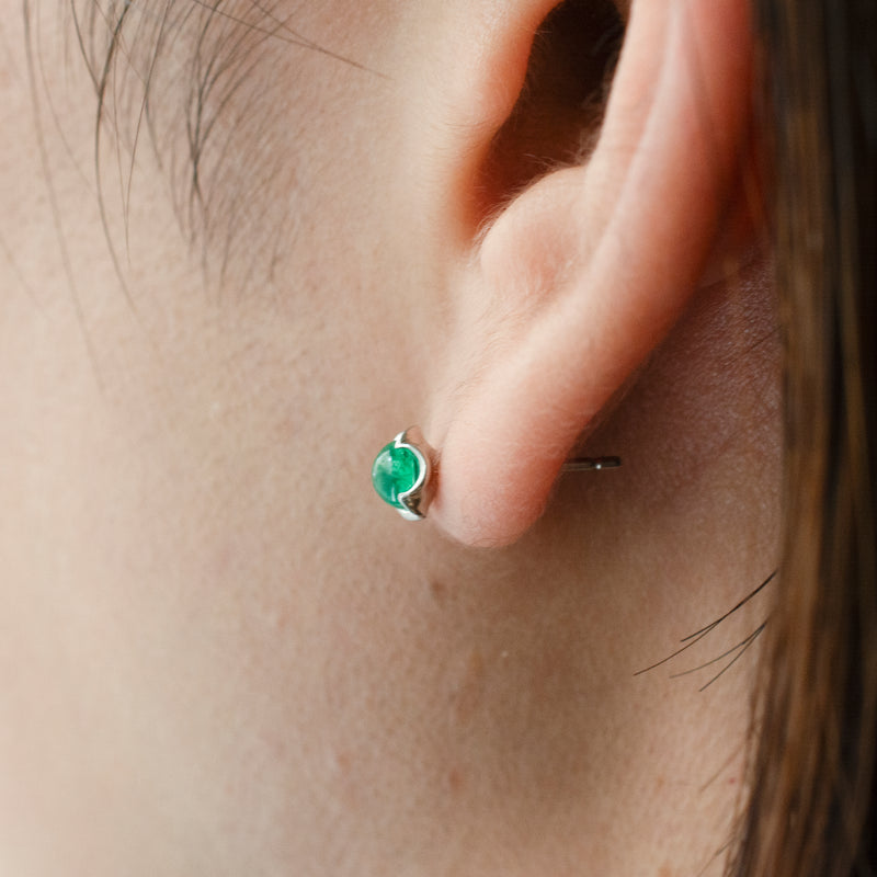 enfold emerald stud earring