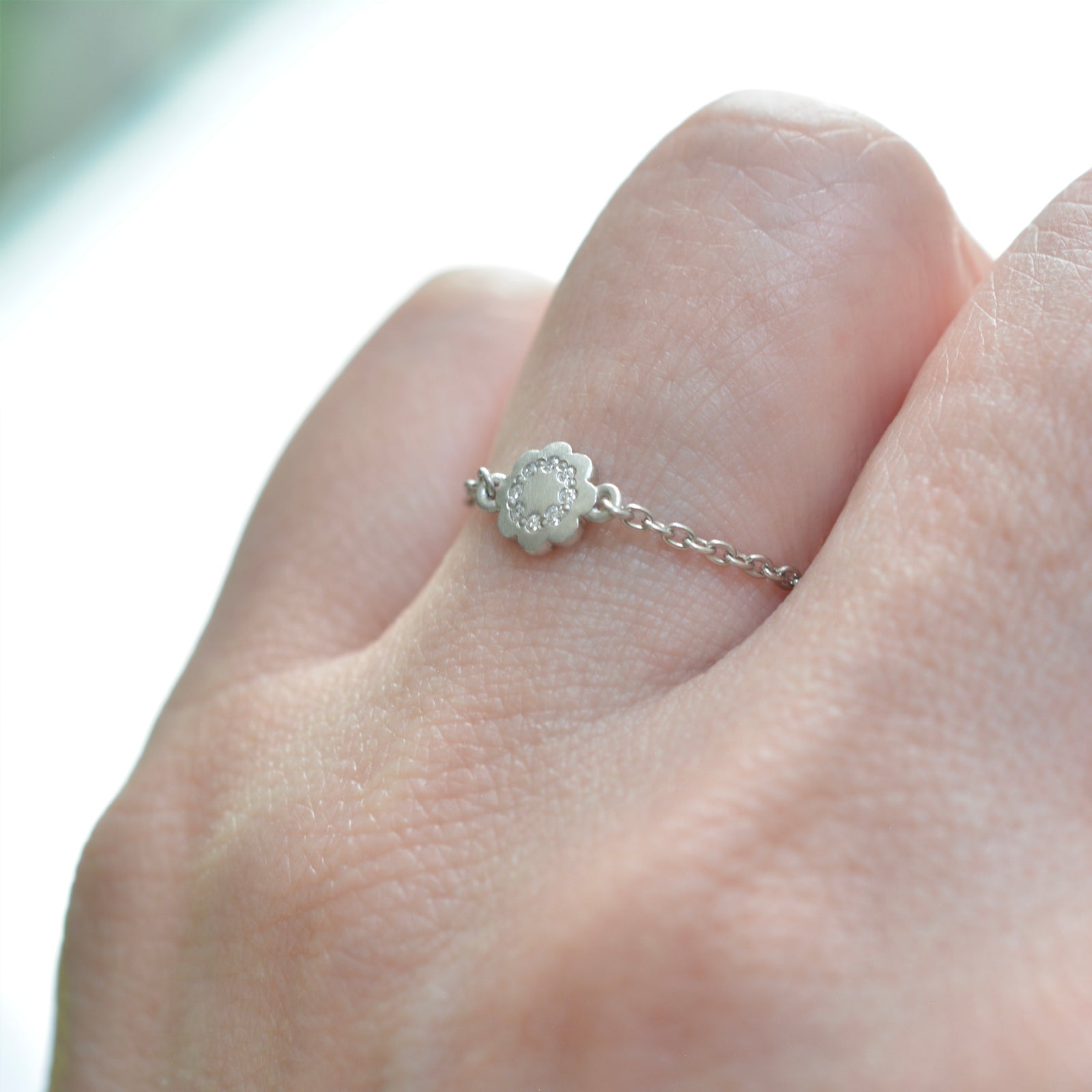 anemone diamond chain ring – shinkai jewelry