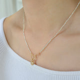 hung diamond clasp white sapphire necklace