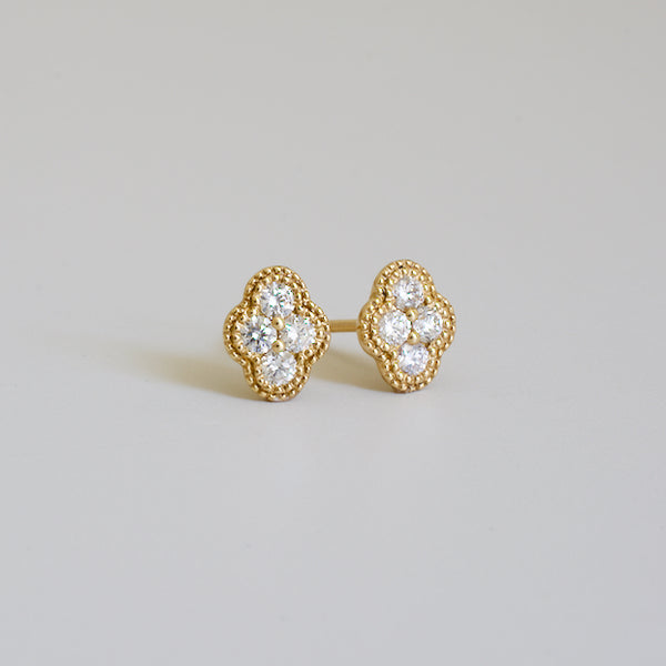 bloom diamond stud earrings