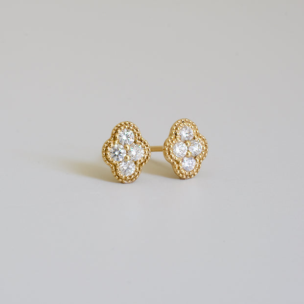 bloom diamond stud earrings