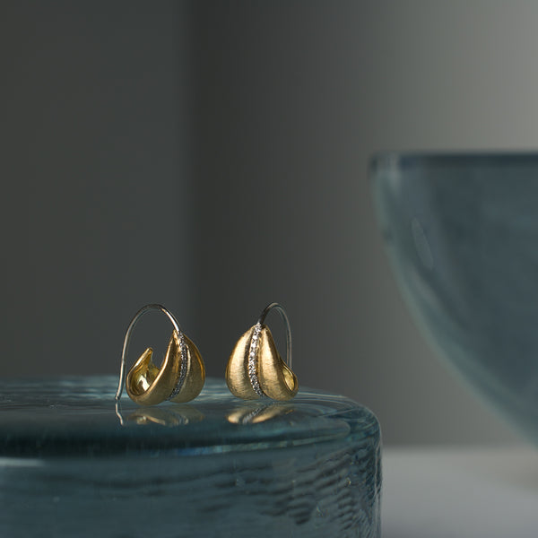 benjamin baroque earrings (K18 yellow gold) – shinkai jewelry