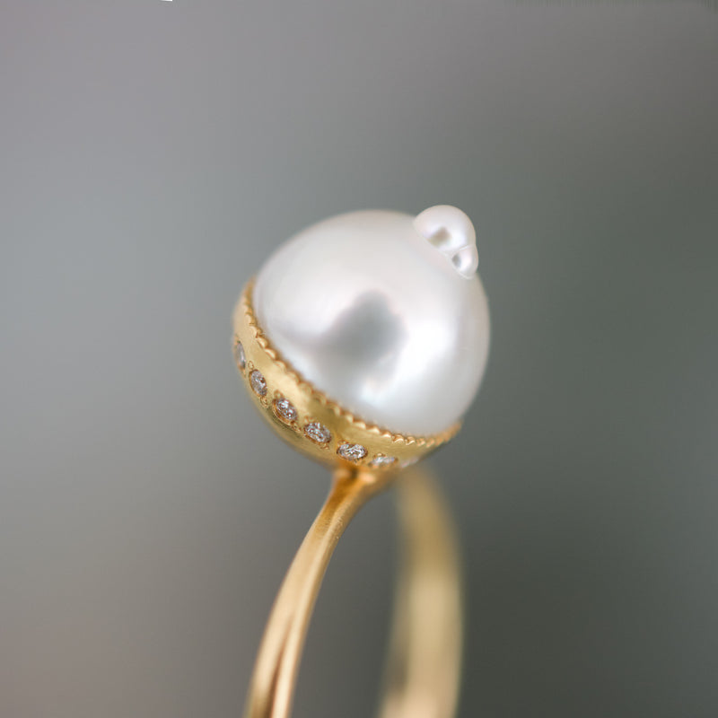 collet akoya pearl ring