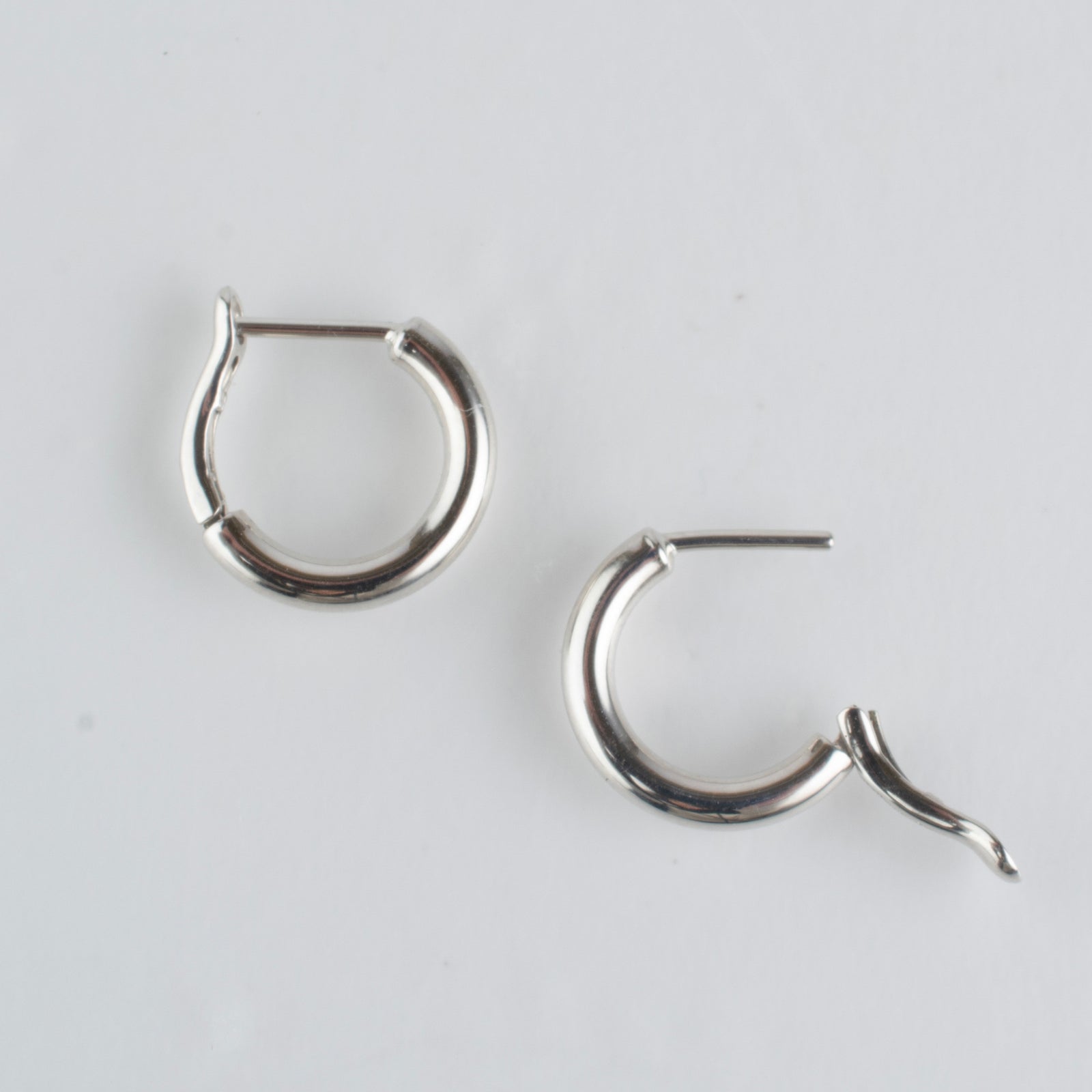 hoop pierce(mirror finish) HP-001-WG – shinkai jewelry