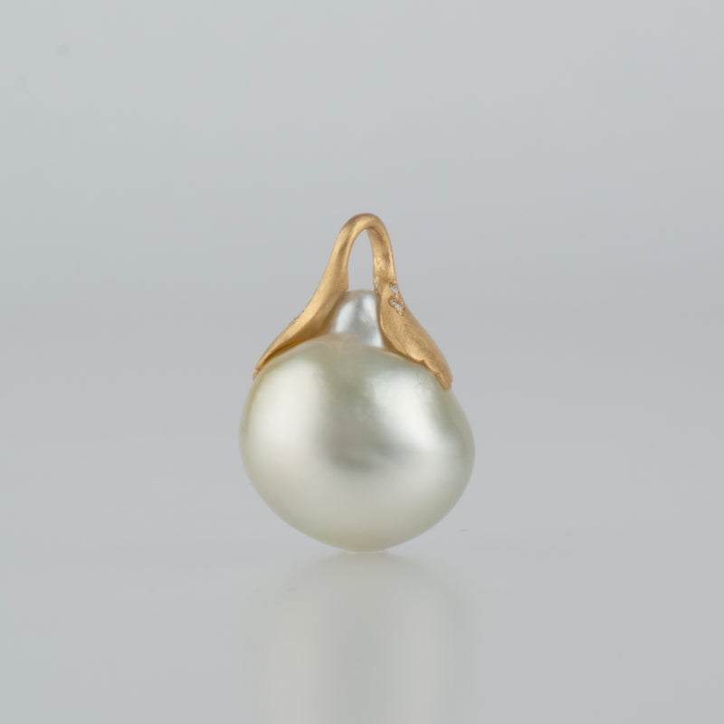 platy south sea pearl diamond top