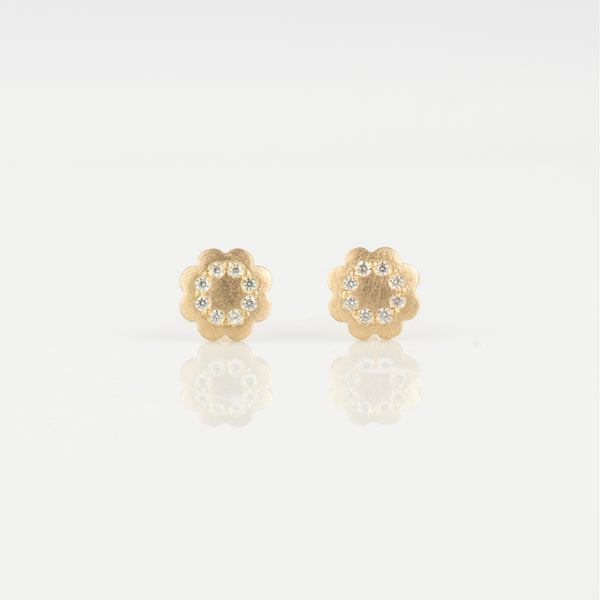 anemone diamond pierced earrings