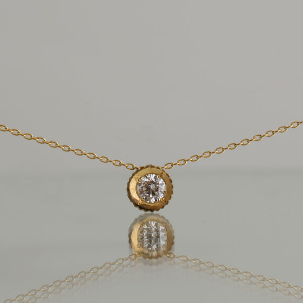 precious diamond necklace M