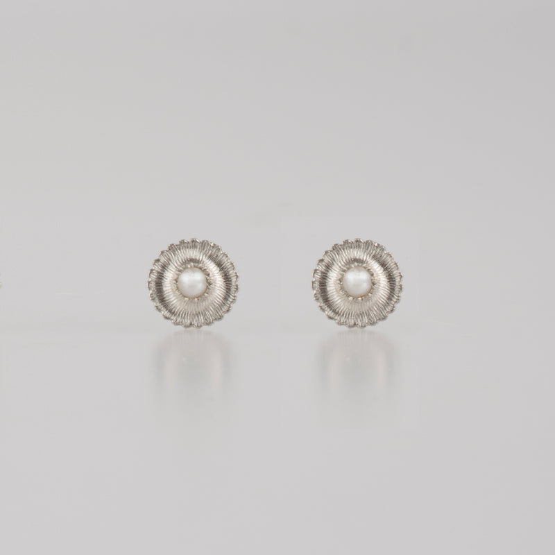 limited collection - lucia stud earrings