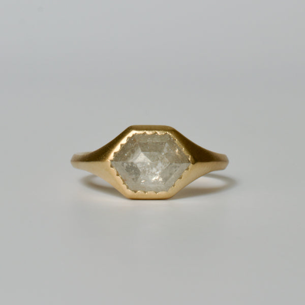 collet diamond ring