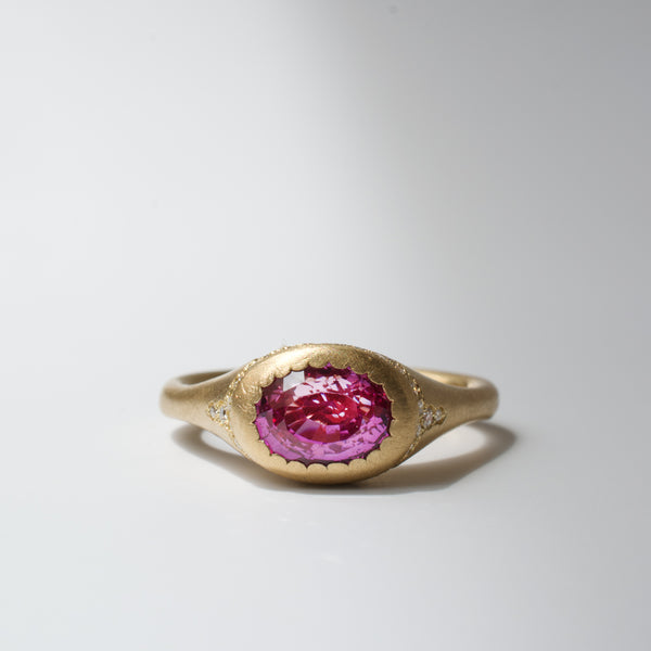 collet pink sapphire ring