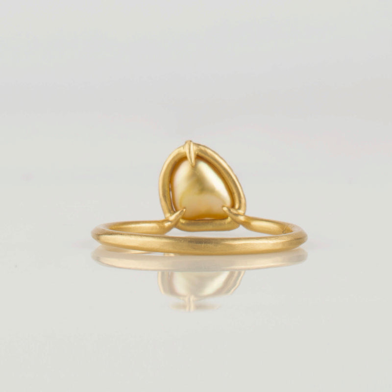 figure south sea pearl diamond ring