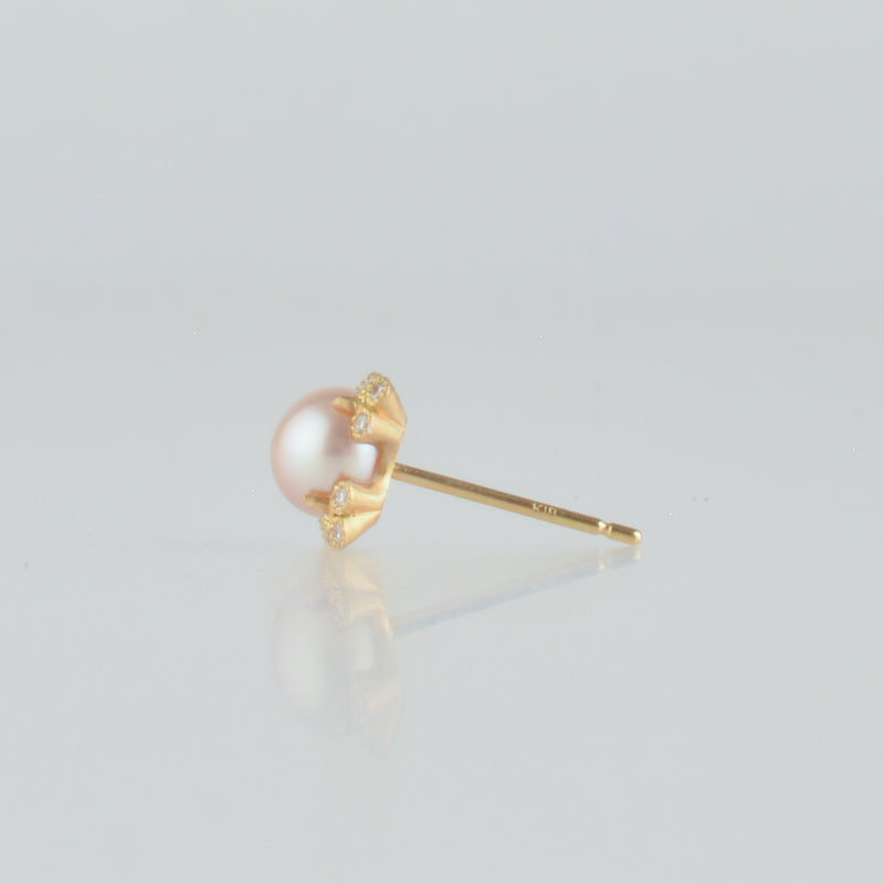 Christmas Limited Collection - spread freshwater pearl earrings