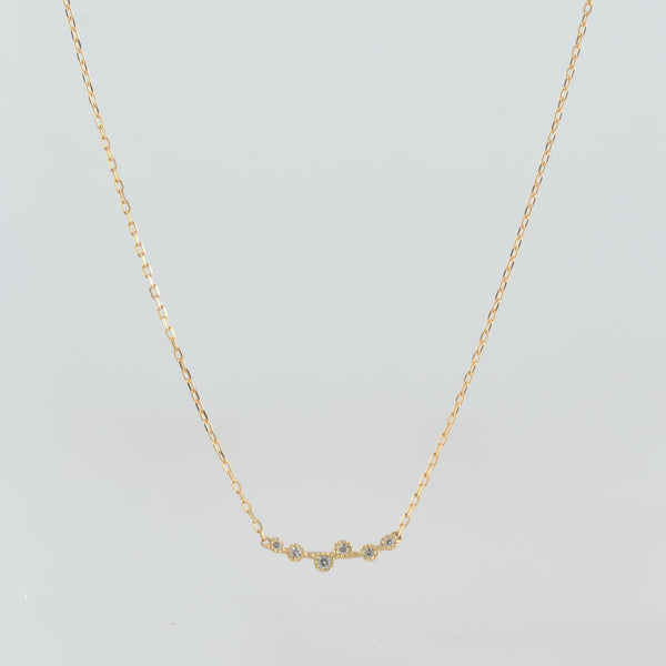 spread diamond necklace