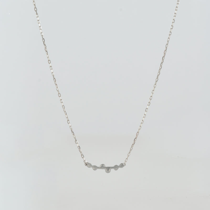 spread diamond necklace