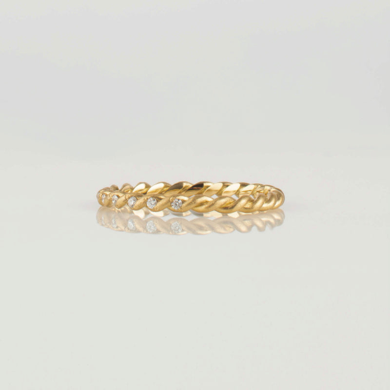 twist 7 diamond ring