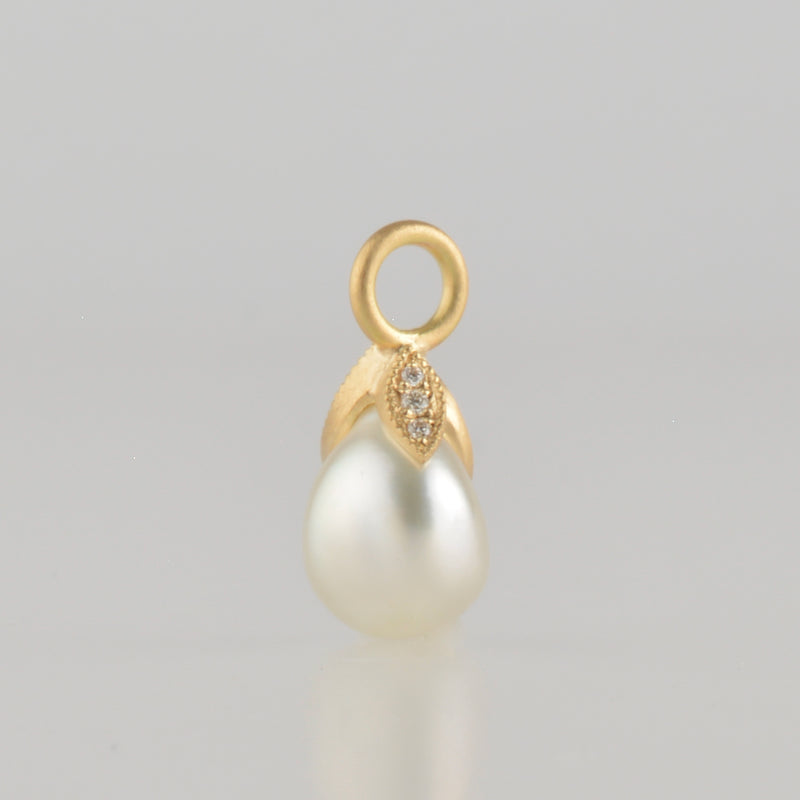 coronet south sea pearl diamond top　T2510-005