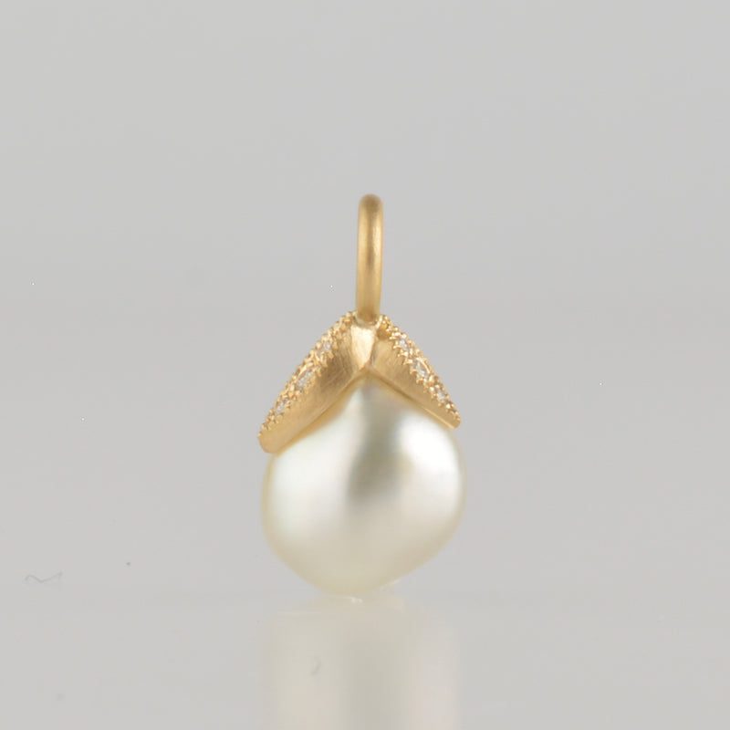 coronet south sea pearl diamond top　T2510-005