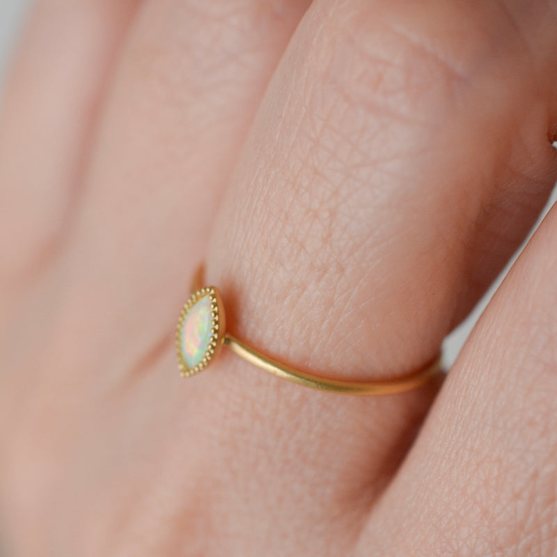 opal ring R2509-008