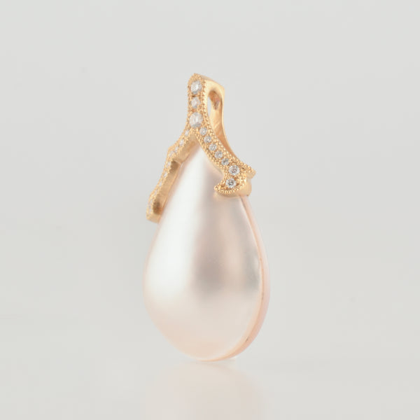 coronet mabe pearl diamond top　T2507-008