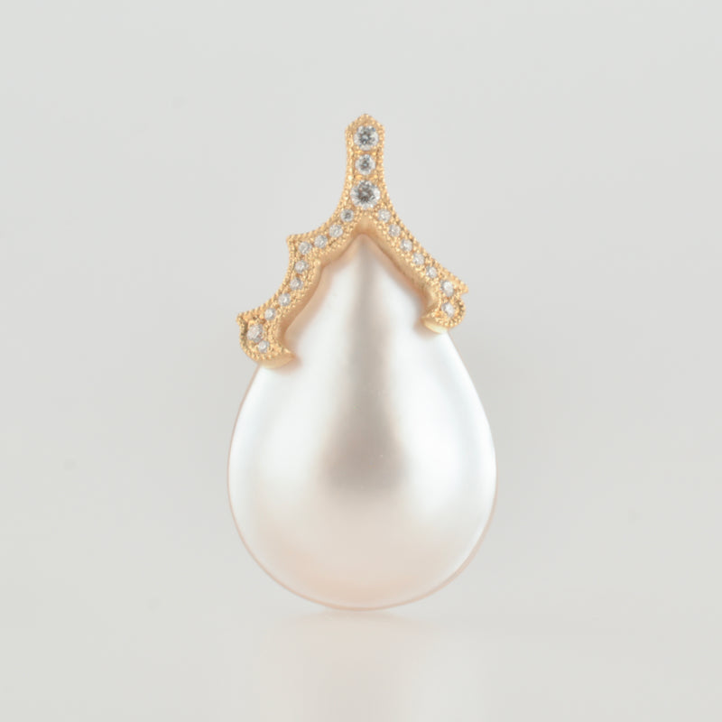 coronet mabe pearl diamond top　T2507-008